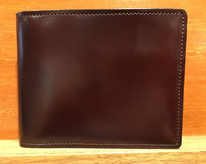 ココマイスターの二つ折り財布 | マイスターコードバンラスティング
